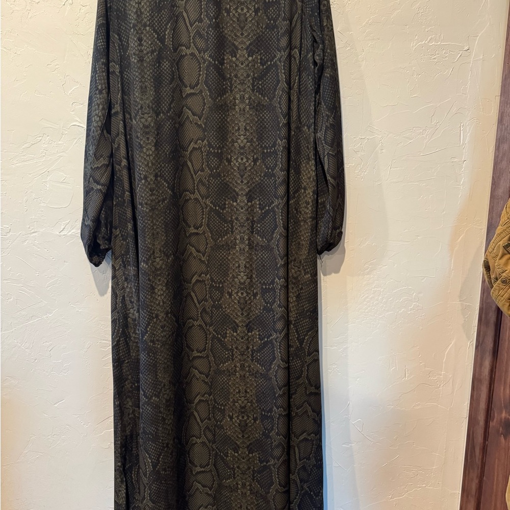Buddy Love Black and Green Cardigan with Long Sleeves